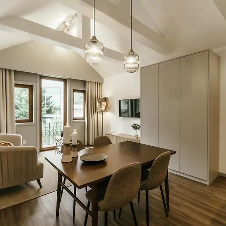 The Vintage House *